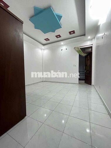 bán nhanh nhà 72m2. 3 tầng. đ/số 8. BHHB. chỉ 5.1ty