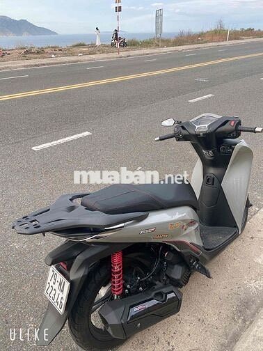 cần ra đi sh 125 xám xi măng