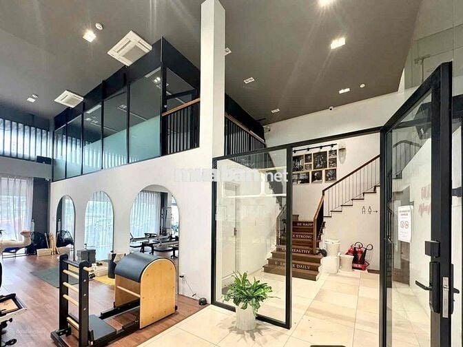 Mặt Bằng Mặt Tiền Võ Văn Kiệt Q1|425m2 ngang 15.6m|Vị Trí cực đẹp