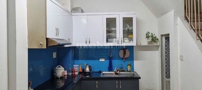 Chính chủ cho thuê nhà 3,5 tầng ngõ 70 phố Ngọc Hà, Ba Đình