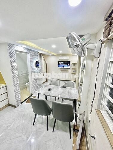 🏙️Cho thuê nhà Huỳnh Văn Bánh - 2PN Full nội thất