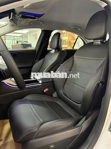 Mercedes Benz C class C200 Avantgarde Plus - 2025