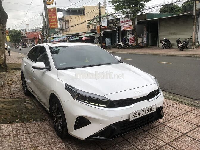 Kia K3 2024 Premium 2.0 AT - 3700 km