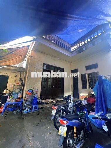 Bán 64M đất lô góc trong ngõ phố Đại Từ. 20M ra phố