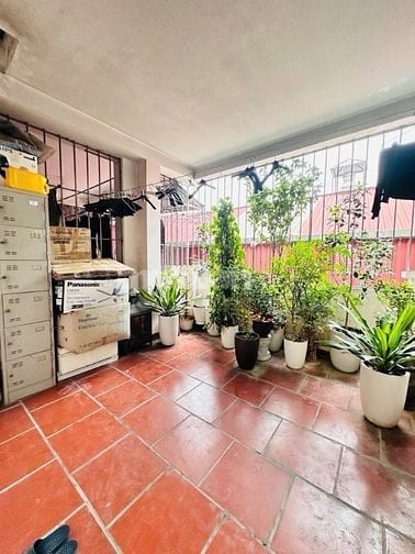 CẦU GIẤY,HIẾM, CÒN SÓT LẠI, 5 TẦNG,4 NGỦ, DT 35M2, PHẢI THẬT NHANH