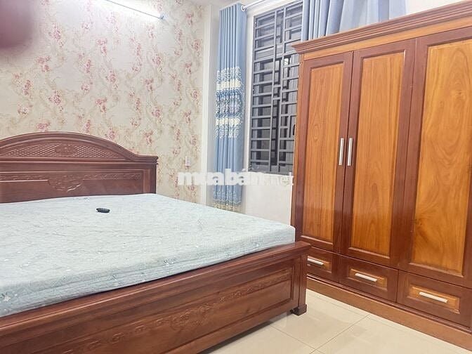 nhà nguyên căn vào ở được liền tiện ích đầy đủ