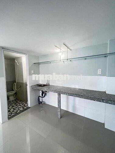 Ngay trung tâm Q12,phòng trọ mới tinh,diện tích 18m2