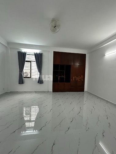 Bán nhà 6x18m 1 trệt 1 lầu, có sân thượng,KDC Bình Hưng, BC