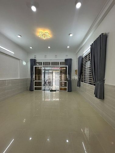 Bán nhà 6x18m 1 trệt 1 lầu, có sân thượng,KDC Bình Hưng, BC