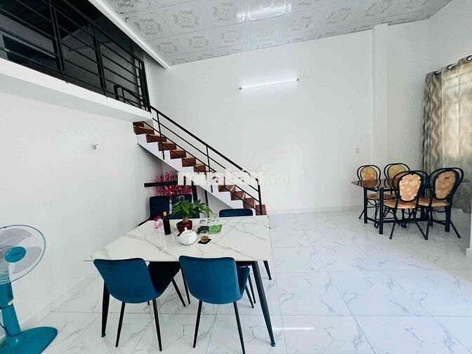 Ra gấp căn nhà vườn cho cô chú lớn tuổi 760TR