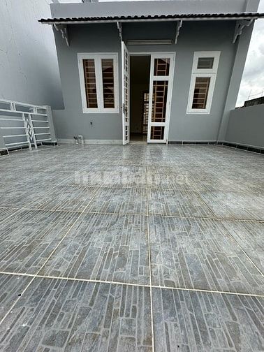 Bán nhà 6x18m 1 trệt 1 lầu, có sân thượng,KDC Bình Hưng, BC