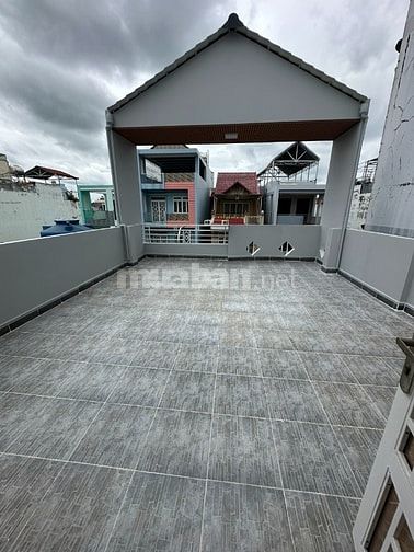 Bán nhà 6x18m 1 trệt 1 lầu, có sân thượng,KDC Bình Hưng, BC
