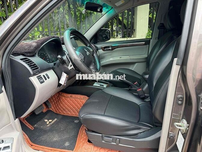 Mitsubishi Pajero Sport 2014 G 4x2 AT - 119000 km