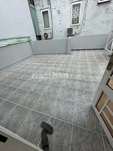 Bán nhà 6x18m 1 trệt 1 lầu, có sân thượng,KDC Bình Hưng, BC