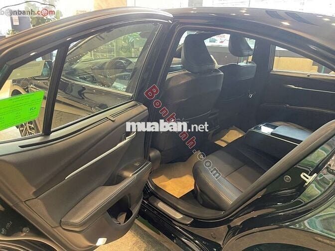 Toyota Camry 2.5 HEV Top 2025 - 1 Tỷ 470 Triệu
