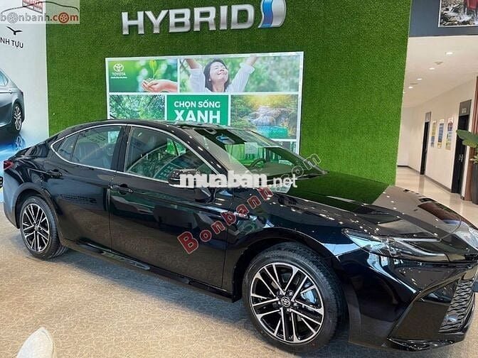 Toyota Camry 2.5 HEV Top 2025 - 1 Tỷ 470 Triệu