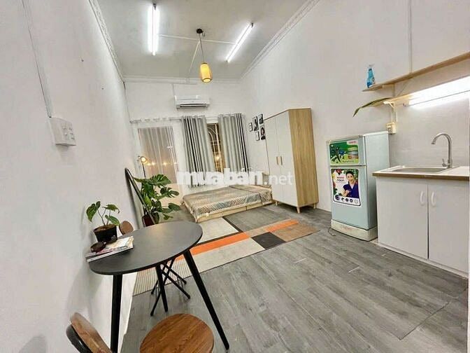 CHO THUÊ PHÒNG BAN CÔNG NGAY LÊ VĂN SỸ - NGUYỄN VĂN TRỖI - LÊ VĂN SỸ