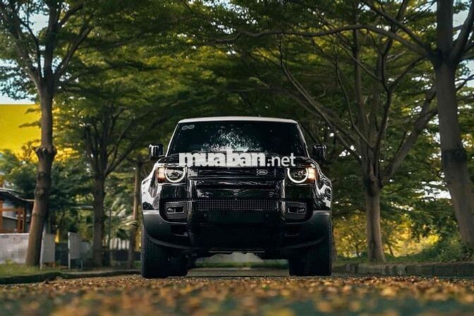 LandRover Defender 2023 110 P400 3.0 AT - 12000 km