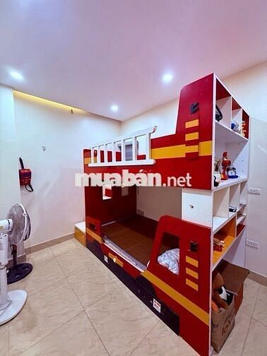 NHÀ ĐẸP LÔ GÓC 6 TẦNG THANG MÁY - NGÕ NÔNG GẦN PHỐ - KHU NGƯỜI HÀN HN