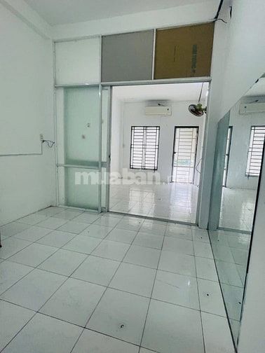 Bán nhà CHDV rẻ đẹp 13 phòng 274/ Nguyễn Văn Nghi p7 Gò Vấp 