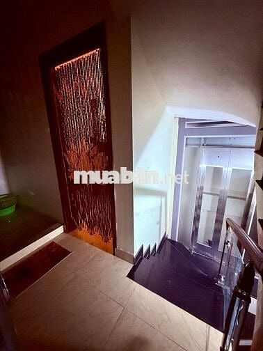 NHÀ ĐẸP LÔ GÓC 6 TẦNG THANG MÁY - NGÕ NÔNG GẦN PHỐ - KHU NGƯỜI HÀN HN
