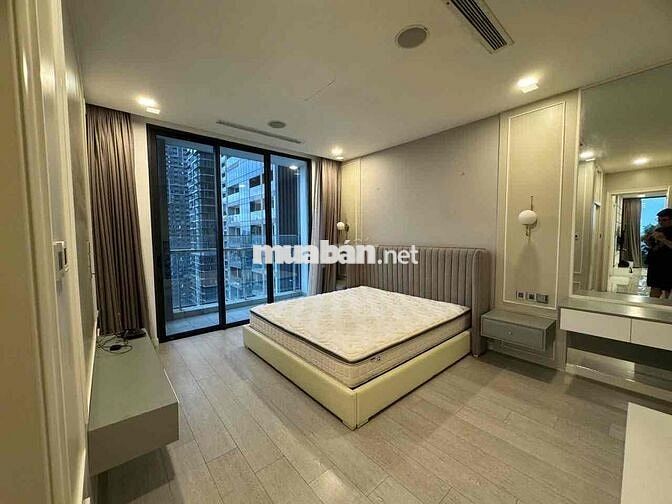 BA SON CHO THUÊ 3PN VÒNG CUNG VIEW SÔNG BITEXCO