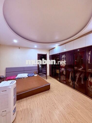 NHÀ ĐẸP LÔ GÓC 6 TẦNG THANG MÁY - NGÕ NÔNG GẦN PHỐ - KHU NGƯỜI HÀN HN