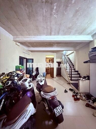 NHÀ ĐẸP LÔ GÓC 6 TẦNG THANG MÁY - NGÕ NÔNG GẦN PHỐ - KHU NGƯỜI HÀN HN
