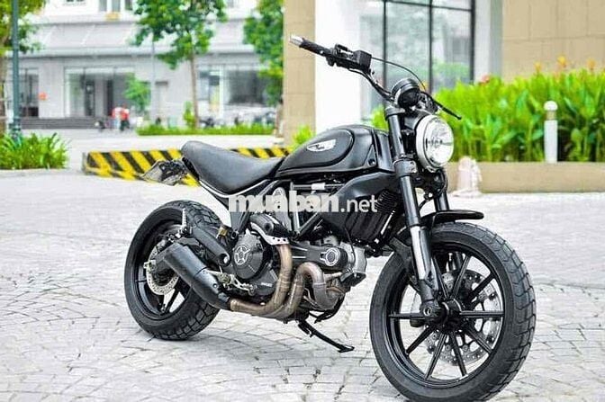 cần bán scrambler 800 hqcn biển hn giá siêu rẻ