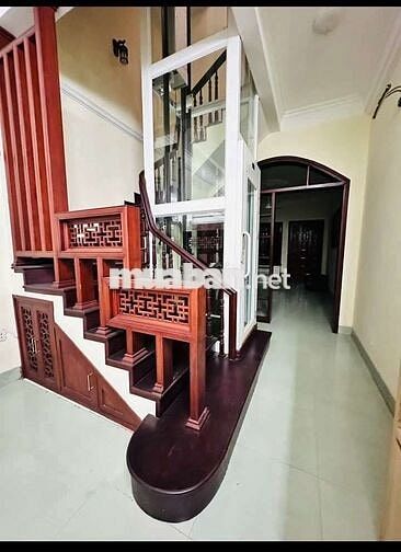 Tôi cần bán nhà liền kề 5tầng thang máy, Nguyễn Cơ Thạch, Mỹ Đình   .