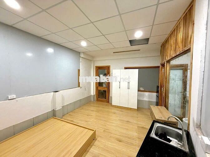 Cho thuê tòa 15CHDV thang máy Điện Biên Phủ 6.5x18m 4 lầu giá 73 triệu