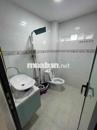 Bán nhà Huỳnh Tấn Phát Q7, DT 5x9m, 1 lầu , 2 phòng ngủ