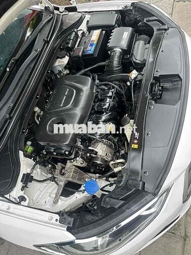 Hyundai Elantra 2016 1.6 MT