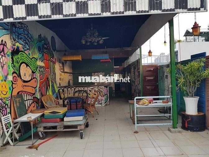 MBKD Trần Xuân Soạn, kế bên Lê văn Lương, quán nhậu hết sẩy.
