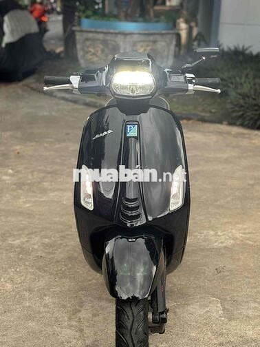 Vespa đk 2023 phanh ABS máy igert zin chất 9 chủ