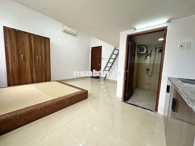 Đầu tháng mình trống phòng trọ có gác full nội thất như hình, cửa sổ