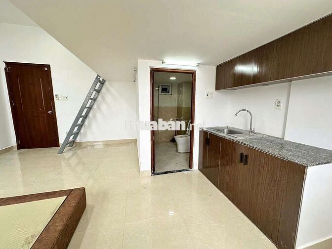 Đầu tháng mình trống phòng trọ có gác full nội thất như hình, cửa sổ