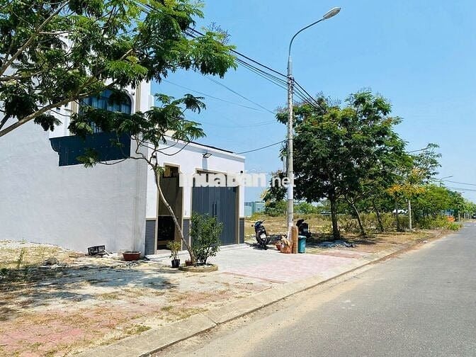 Rẻ nhất KĐT Điện Ngọc!!! Cần bán GẤP lô 100m2 ngay sát ĐH FPT