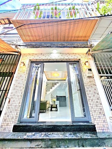 nhà bán chính chủ 1 lầu có sổ hồng gần Phú Mỹ Hưng quận 7