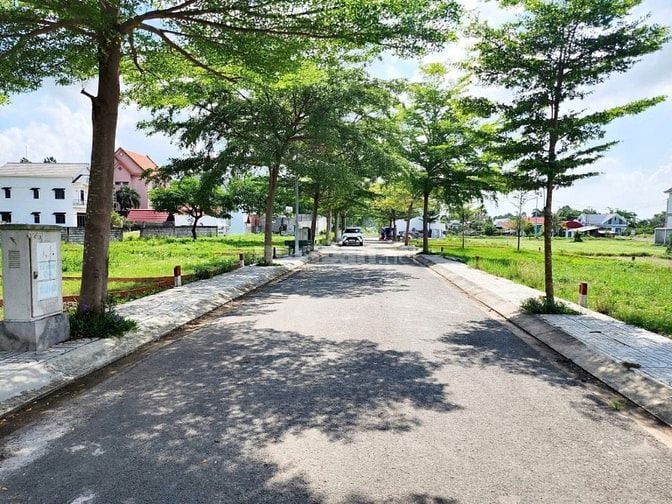 Bán đất Lã Xuân Oai Q9 - Giá 30triệu/m2- cách Vành Đai 3 chỉ 2km 