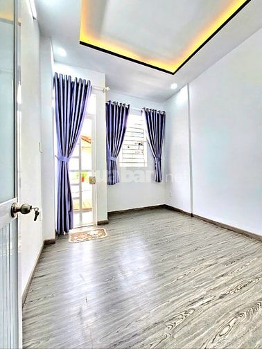 nhà bán chính chủ 1 lầu có sổ hồng gần Phú Mỹ Hưng quận 7