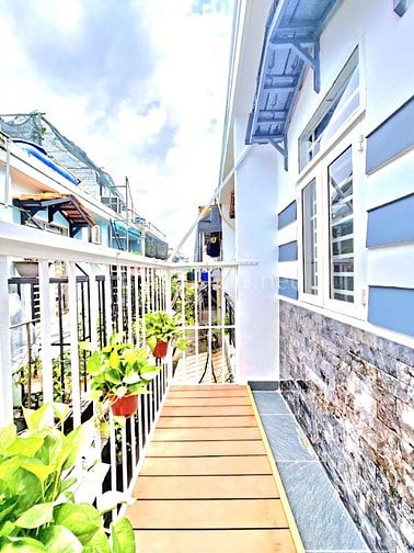 nhà bán chính chủ 1 lầu có sổ hồng gần Phú Mỹ Hưng quận 7