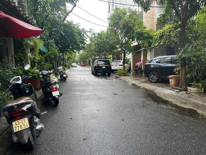 Bán gấp nhà 4 tầng  cao xuân dục -hải châu