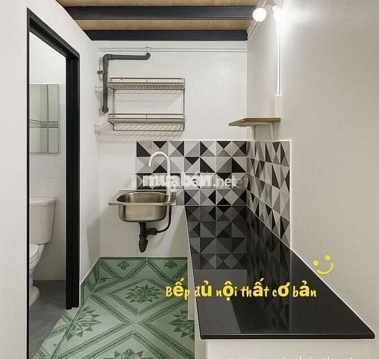 Phòng trọ mặt tiền ngay ngã tư Thủ Đức
