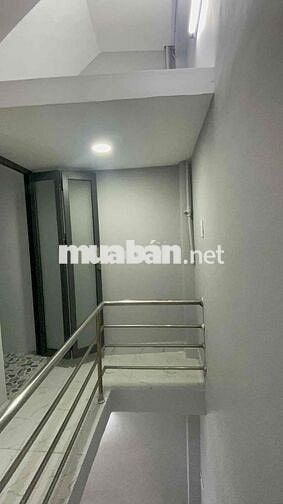 4 tầng, Nhà mới đẹp, ở ngay, Hà Tôn Quyền Q11 cách 10m ra mặt tiền