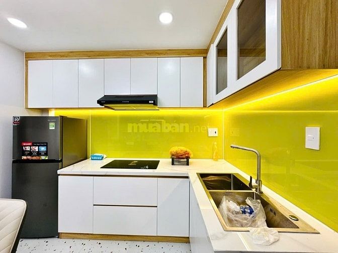 CHỈ 5 TỶ CÓ NHÀ 3 TẦNG MỚI ĐẸP-TÂN BÌNH-30M2-SÁT MT HOÀNG VĂN THỤ