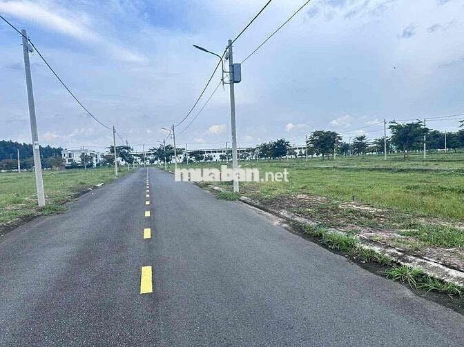 📢 SIÊU HOT: Đất Nền KINH DOANH SÁT TRUNG TÂM HÀNH CHÍNH BÀU BÀNG – GIÁ