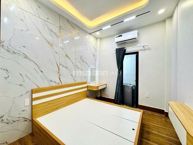 CHỈ 5 TỶ CÓ NHÀ 3 TẦNG MỚI ĐẸP-TÂN BÌNH-30M2-SÁT MT HOÀNG VĂN THỤ