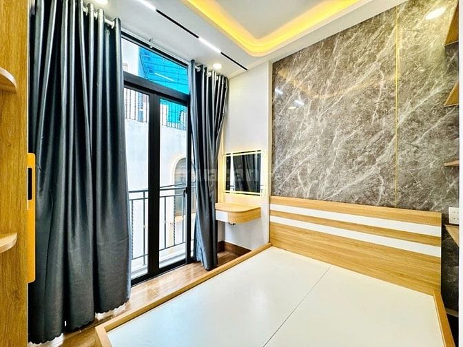 CHỈ 5 TỶ CÓ NHÀ 3 TẦNG MỚI ĐẸP-TÂN BÌNH-30M2-SÁT MT HOÀNG VĂN THỤ