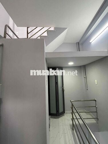 4 tầng, Nhà mới đẹp, ở ngay, Hà Tôn Quyền Q11 cách 10m ra mặt tiền